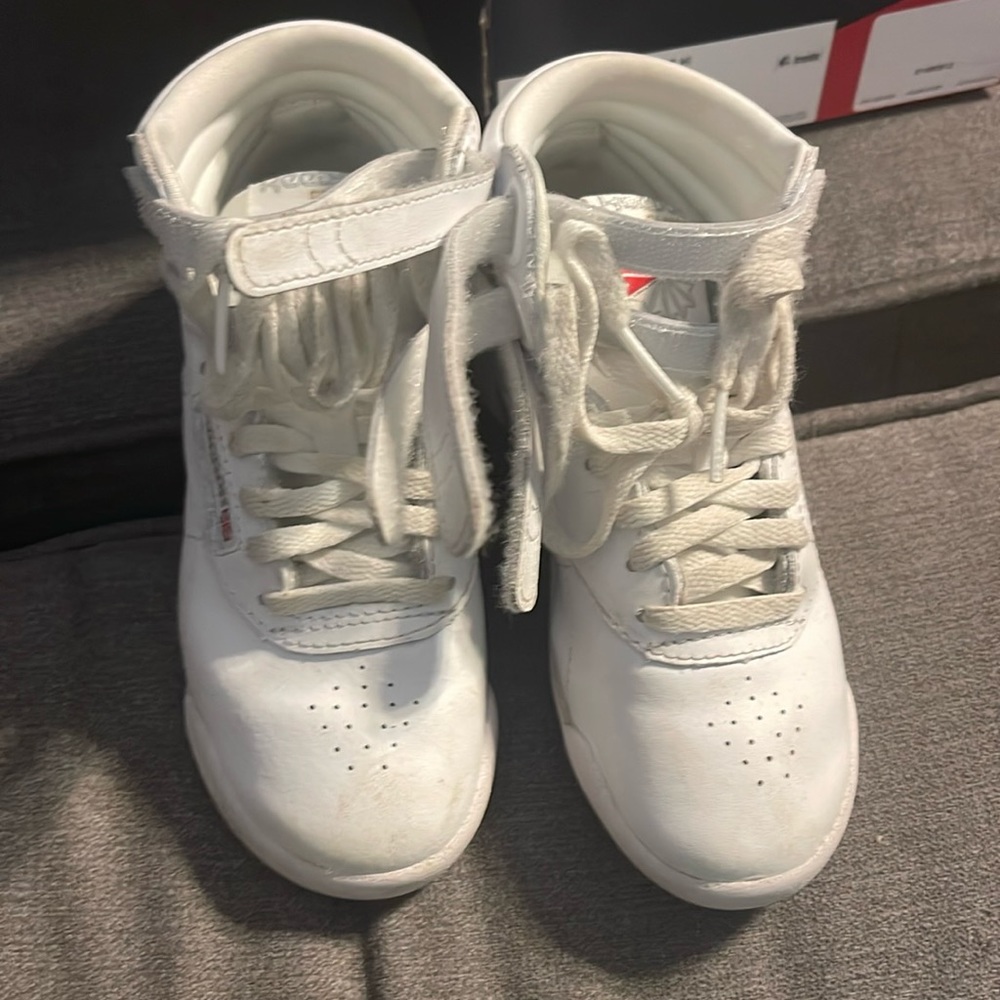 Reebok hightop 12C